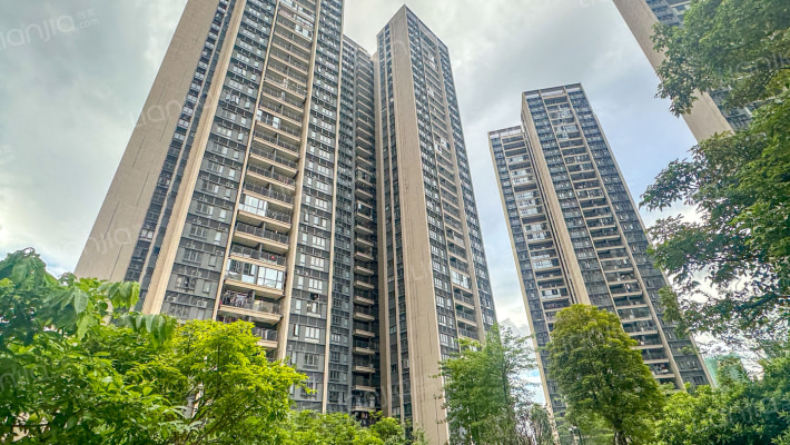 卓越东部蔚蓝海岸八期外景图