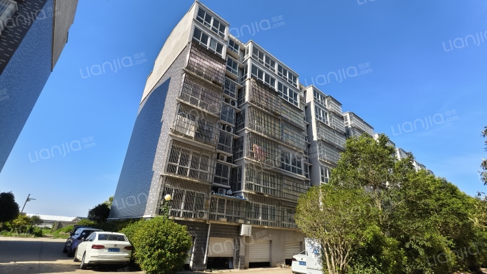 久隆城花园外景图