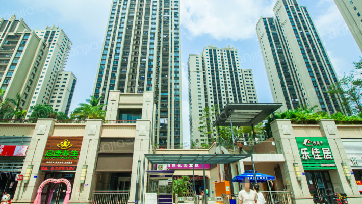 坪山招商花园城北区外景图