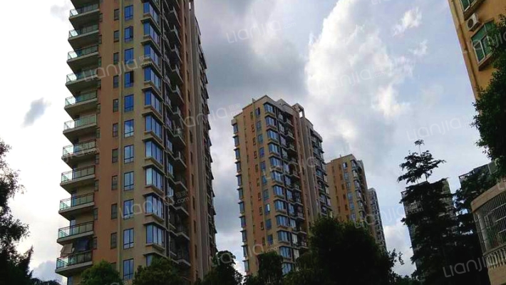 新世纪亦居外景图