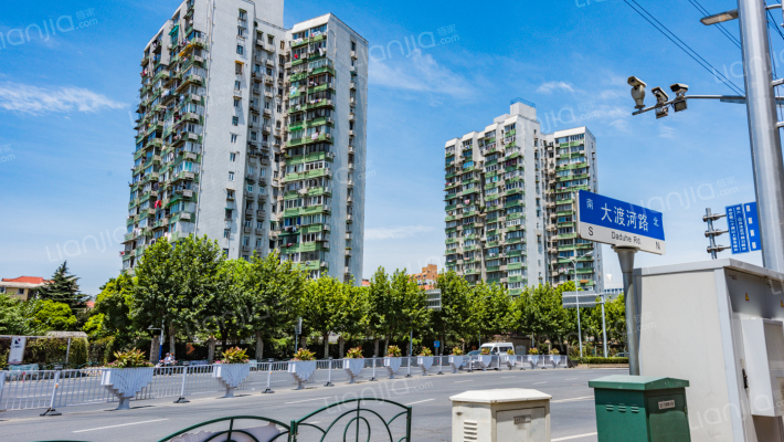 真西驰骋苑外景图