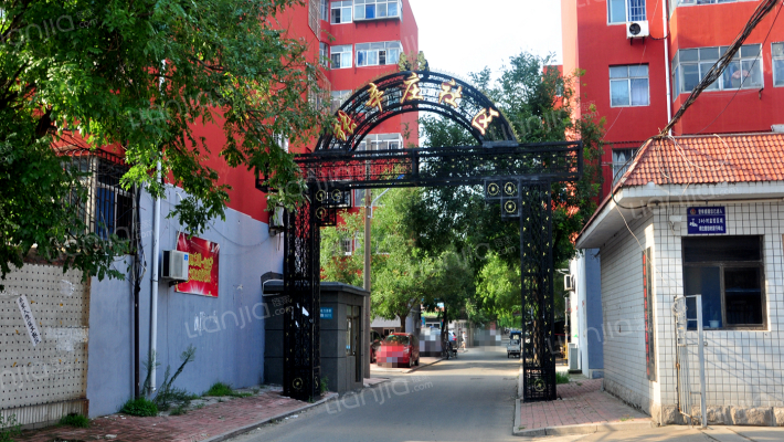 张辛庄社区外景图