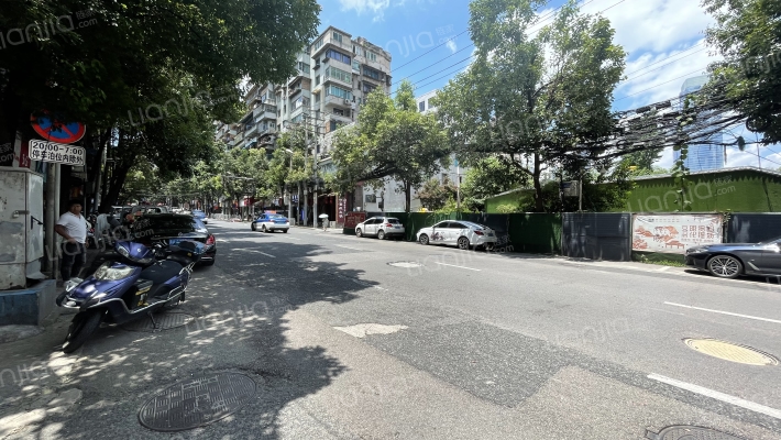 黔灵西路126号外景图