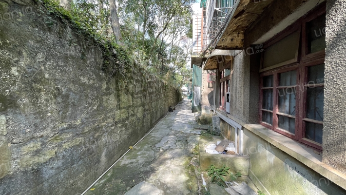 望哨坡巷外景图