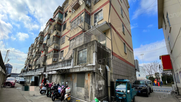 人民南路外景图