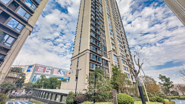 高线未来小区外景图