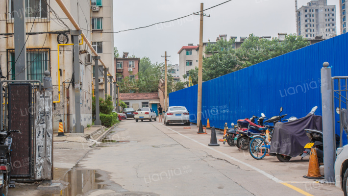 广厦小区外景图