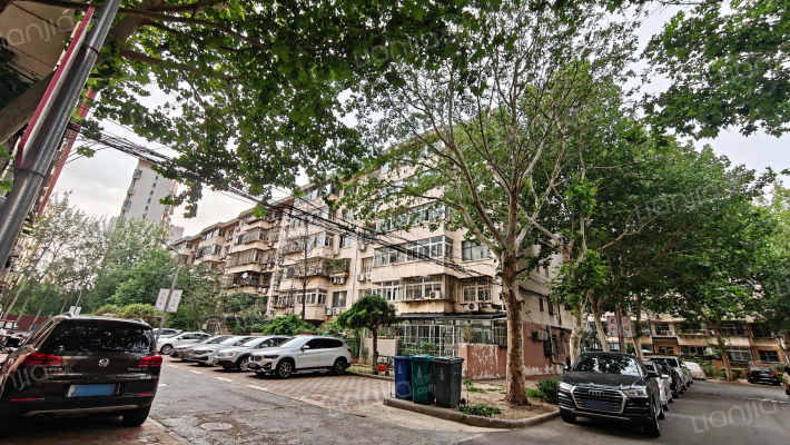 天辰公寓外景图