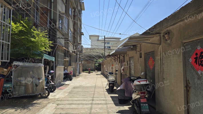 轧花厂宿舍外景图