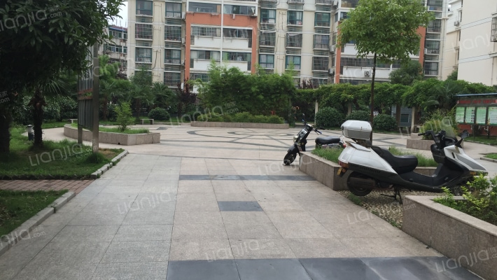 锦怡家园外景图