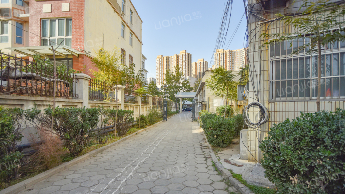 郑州中学家属院外景图