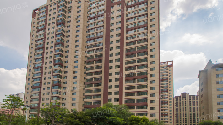 兴兰阳光里外景图