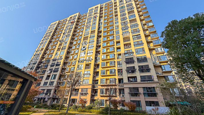 新兴岚湾一期西区外景图