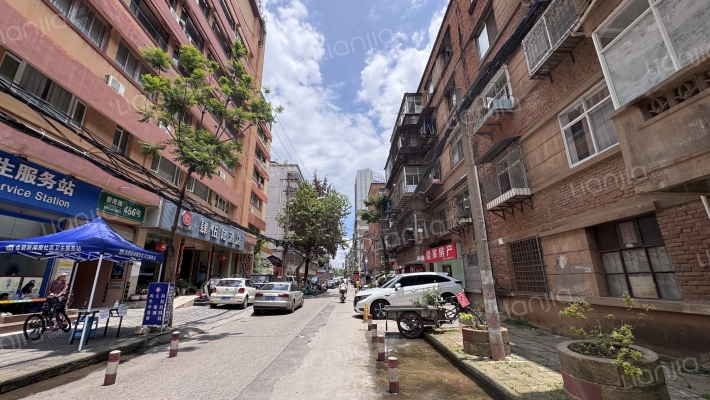 卢家营新村建工车队宿舍外景图