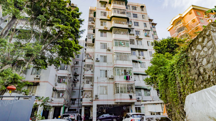 美居花园外景图