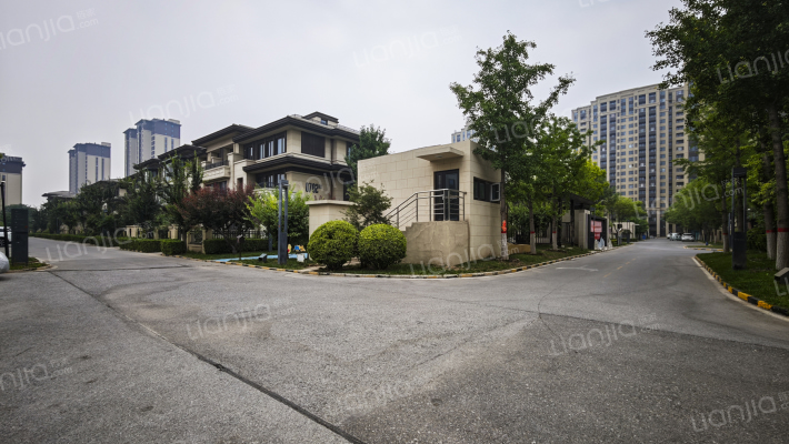 温泉新都孔雀城柏园 外景图