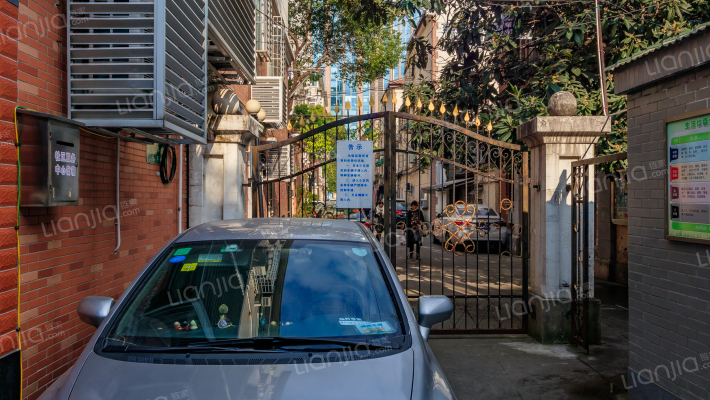 华业小区外景图