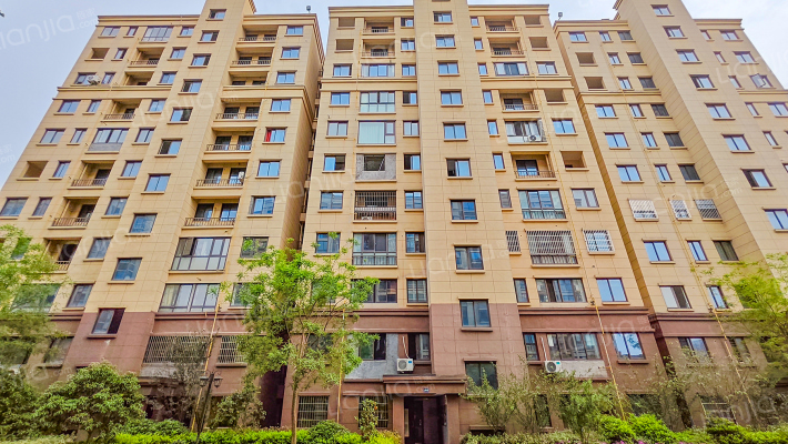 梅里新嘉苑外景图