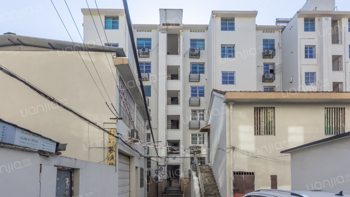 江滨西路外景图