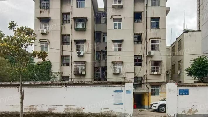 区工商局家属院外景图