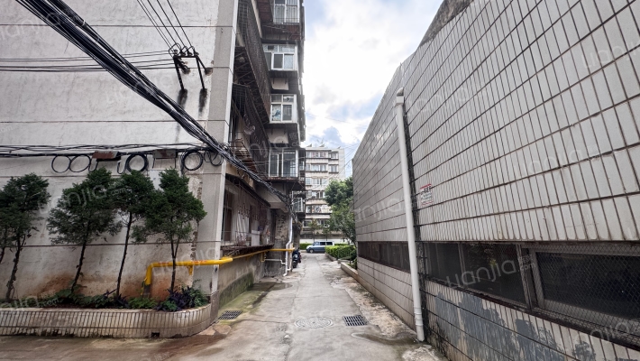 云南音像出版社宿舍外景图