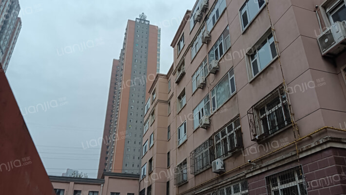 兽医站家属楼外景图