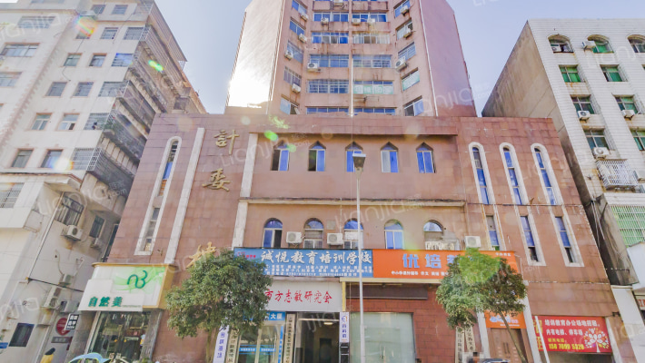 计委大楼外景图