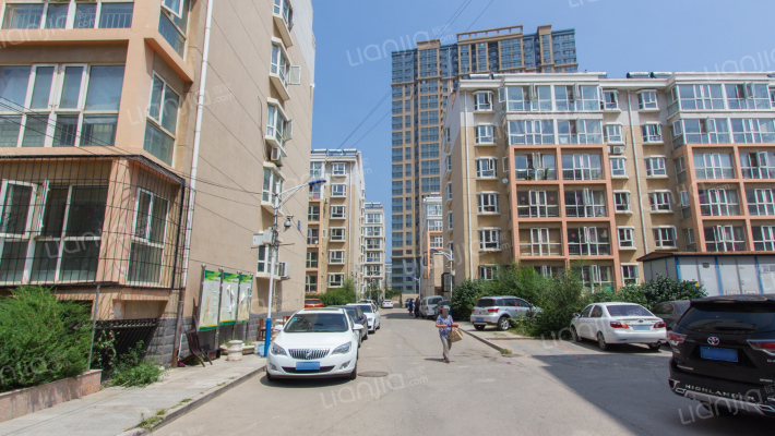 华新园西区外景图