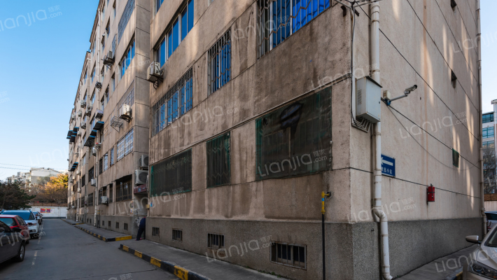 西安蓝天小区外景图