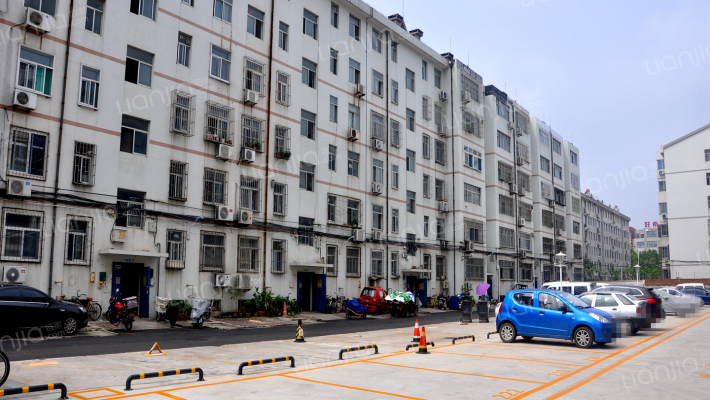 冠华小区外景图