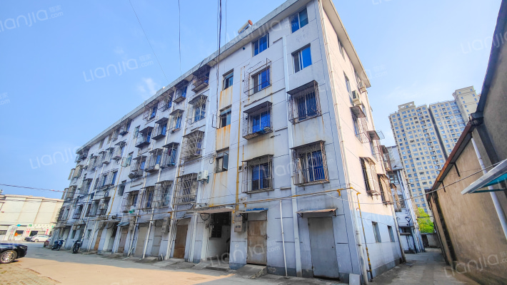 铁路东区外景图