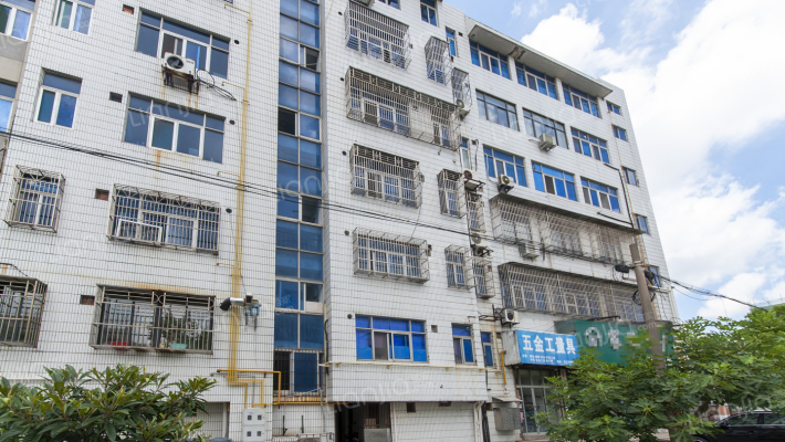 人民银行宿舍楼外景图