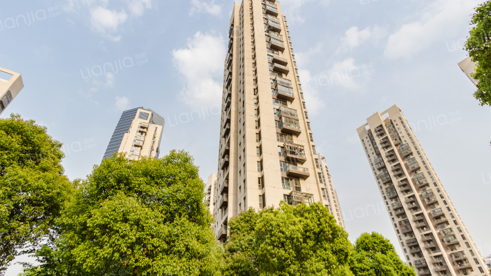 天都花园外景图