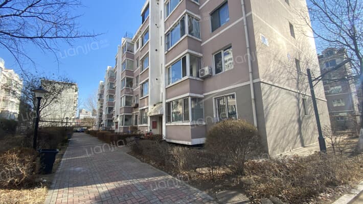 方迪东阁外景图