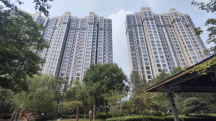 东尚名筑外景图