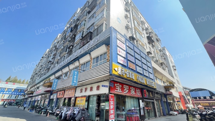 东风春城小区外景图