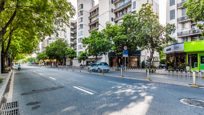 迎朝大厦外景图