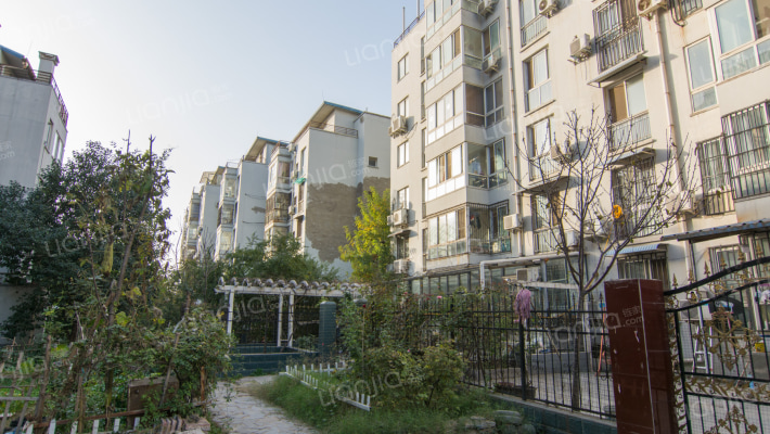 佳境天城外景图