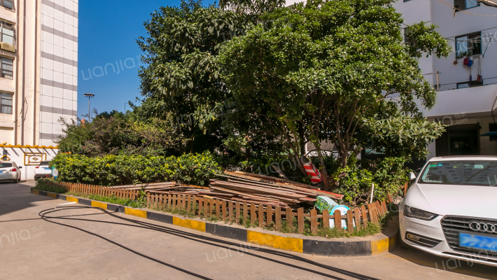 芷江小区外景图