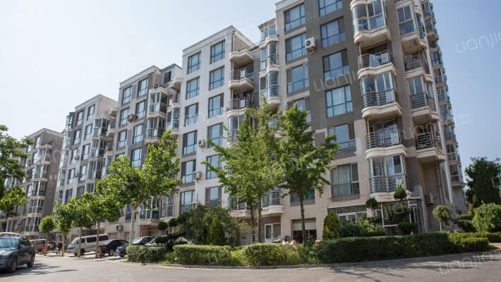 南岭花园外景图