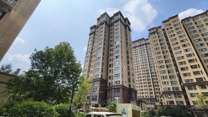 巴黎都市一期外景图