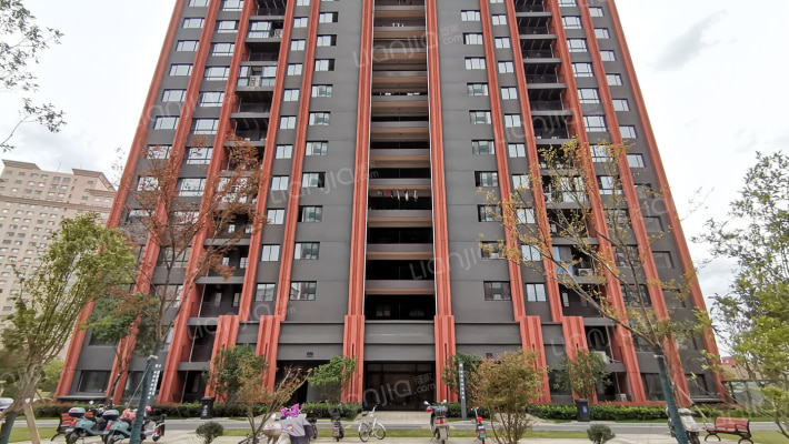 伊顿蓝庭外景图