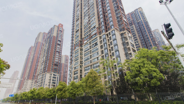 招商公园三期尚府外景图