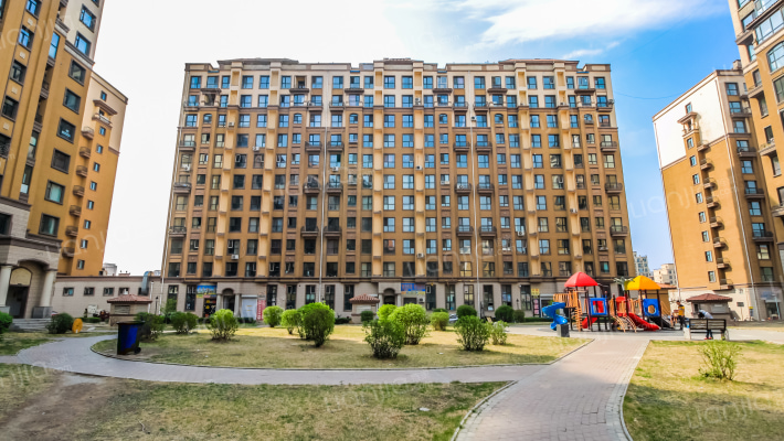 隆都翡翠湾外景图