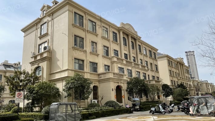 同昇玫瑰庄园C区外景图