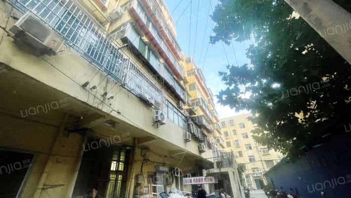 小纬六路21号外景图