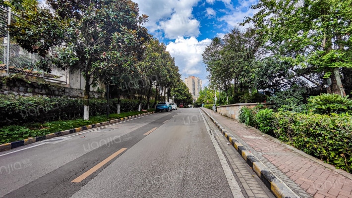 山水黔城半山别墅外景图