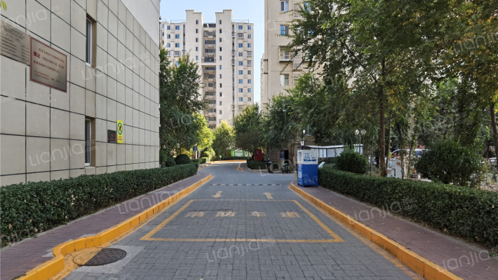 京奥港枫泉花园外景图