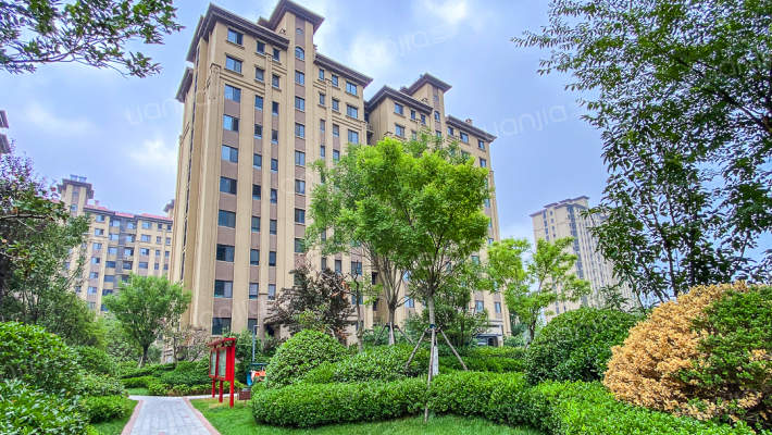 恒信风華上品外景图