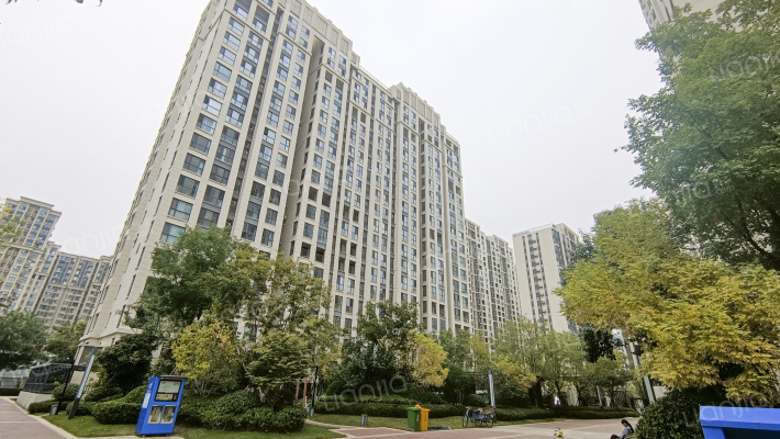 鑫苑城十五号院外景图